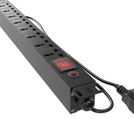 NPD-21U8U15A Regleta Eléctrica Universales para Rack de 1U y 8 Salidas-Vista Diagonal