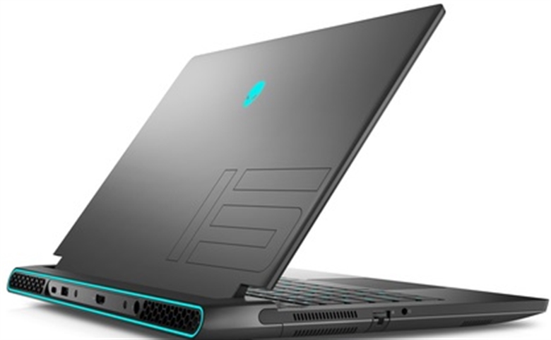 Alienware M15 R7-4