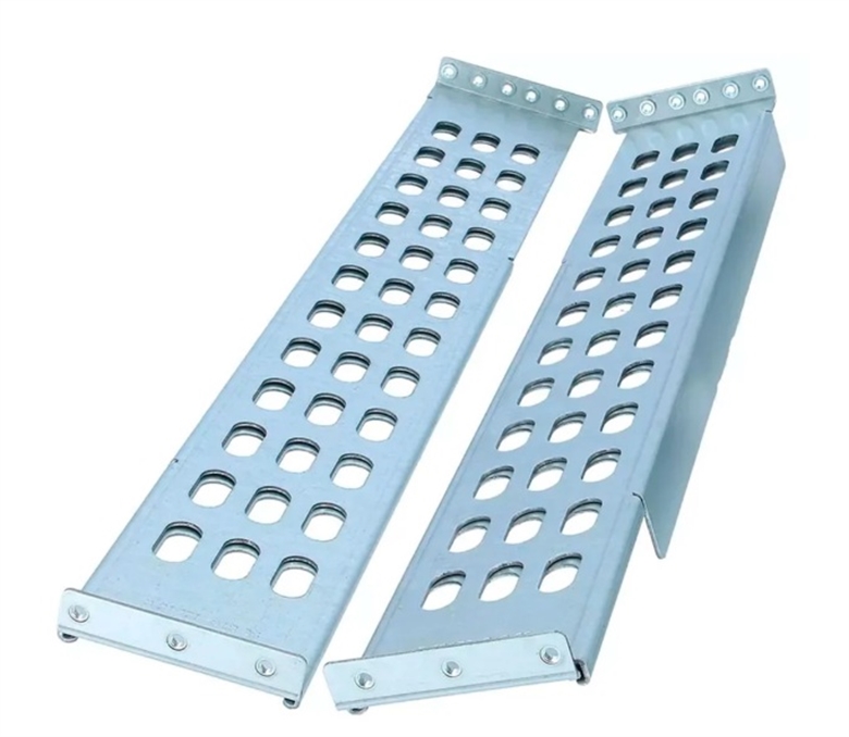 APC-19-Inch-Rail-Kit-for-Smart-UPS-SRT-Top View