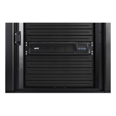 APC SAI Smart-UPS SMT2200RMI2UC on rack view2