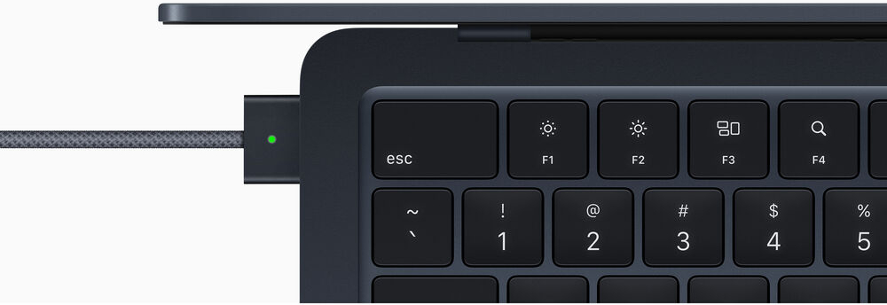 Apple MacBook Air ミッドナイト M2 8GB 256GB MacBook Air de 13 pulgadas: Chip M2 de Apple con CPU de ocho núcleos y