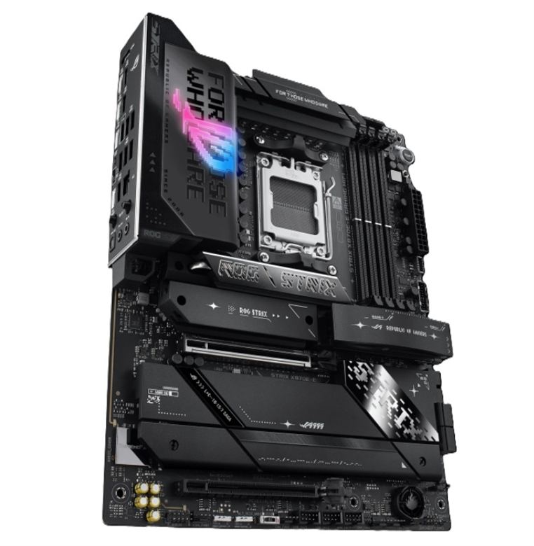 ASUS ROG STRIX X870E-E GAMING WIFI VIEW 3