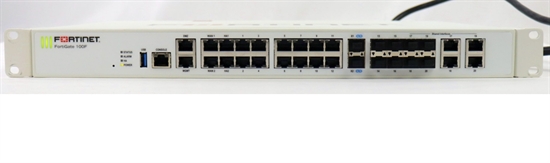 Fortinet FortiGate 100F FG-100F - vista frontal