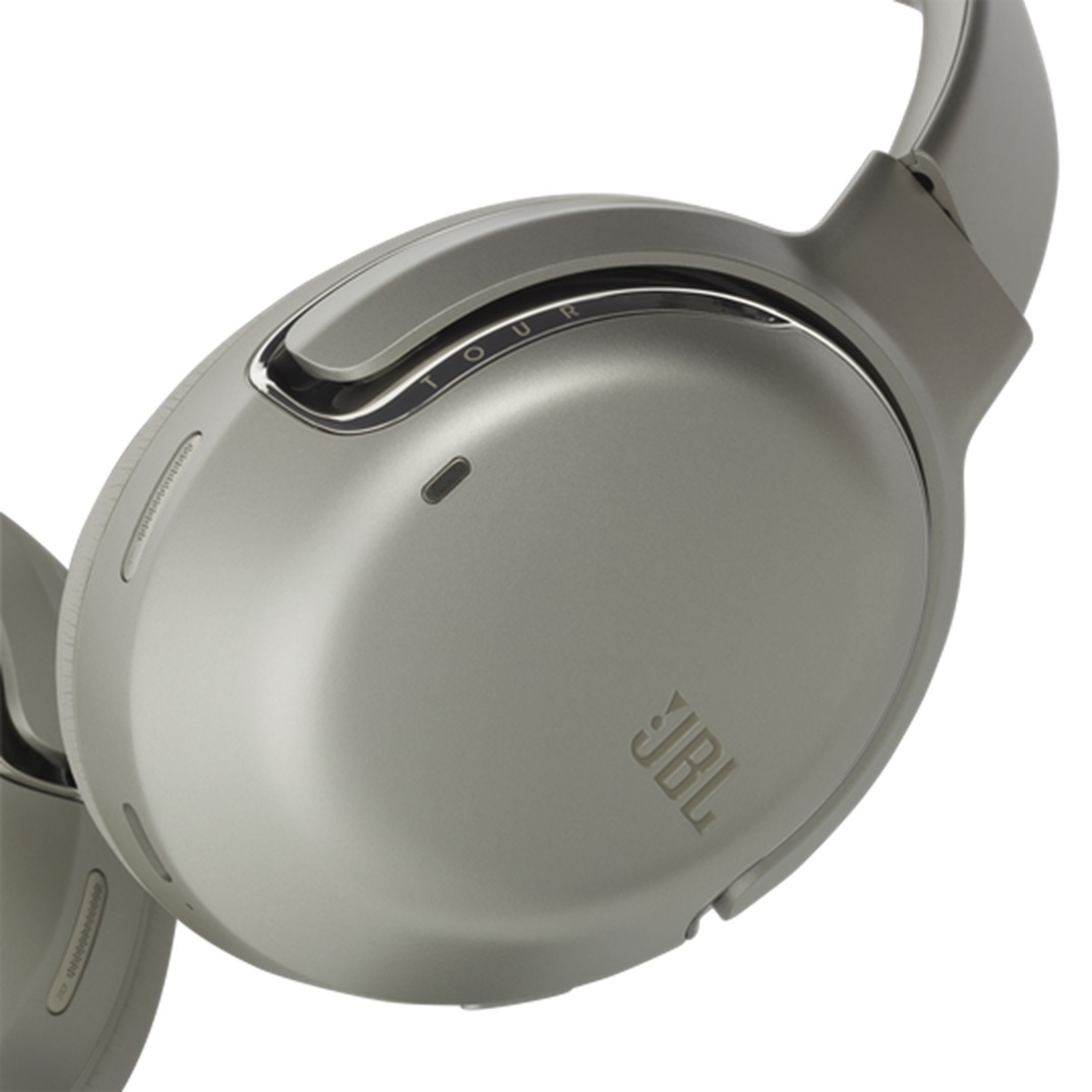 JBL Tour ONE M2 en Panamá | Pana Compu