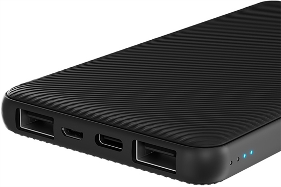 Klip Xtreme-Power bank-24 pin USB-C 5 pin Micro-USB Type B-24 pin USB-C Front View 3