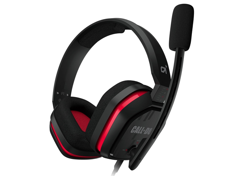 Logitech Astro A10 Call of Duty Rojo Headset Vista Isométrica con Micrófono Levantado