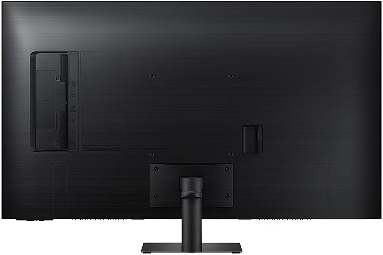 M7 M70D UHD REAR VIEW