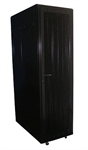 Newlink  - Gabinete de Piso con Puertas Ventiladas, Altura 1.98m, Capacidad 42U, Profundidad Total 1.00m con 2 Abanicos y Regleta de 6 Salidas Integrada, Capacidad de Carga 798kg