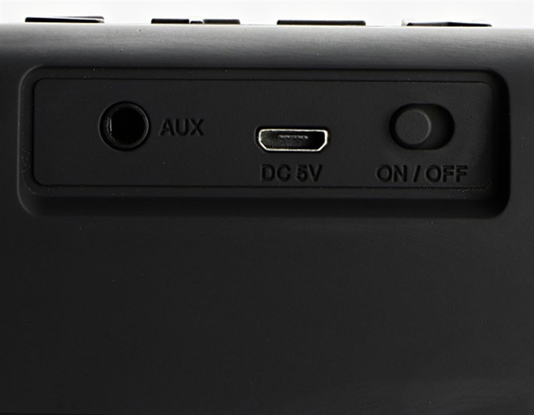 Xtech Floyd Wireless Speaker USB Port