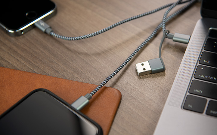 Xtech XTC-560 - Cable USB, USB Tipo-A y Tipo-C Macho a 2 en 1 (Micro USB + Lightning) y USB Tipo-C Macho, USB 2.0, 1.2m, Gris